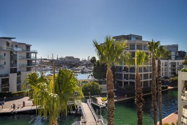 JOINT MANDATE 

A rare opportunity, not to be missed!! This stylish gem is situated in the heart and one of the most sought after blocks on the canal, boasting majestical views of the Canal and Table Mountain. Both bedrooms opens up on to its private terrace. Designer ...