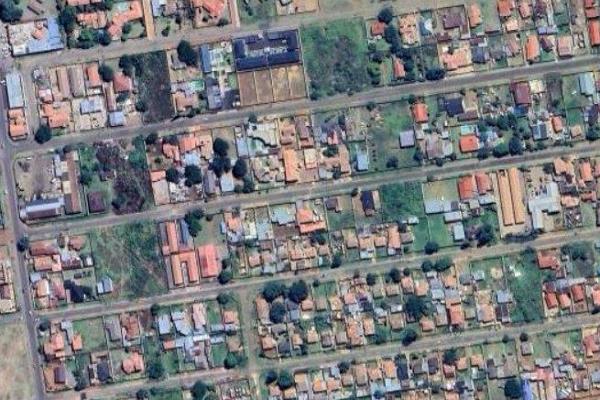 Prime Vacant Land for Sale in Ennerdale, Johannesburg
Discover a rare opportunity to own a piece of land in the vibrant and growing ...