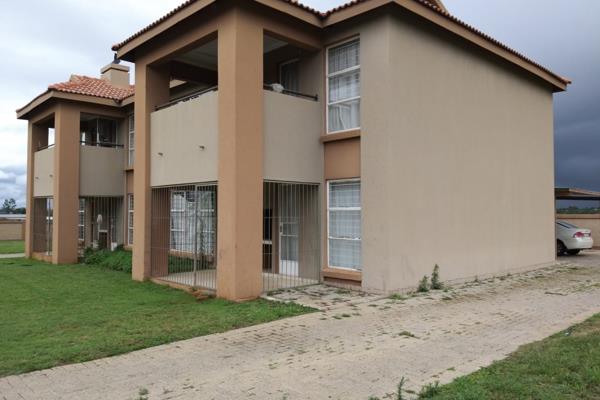 This offers:

Two bedrooms
One bathroom
Open plan lounge $ kitchen
Built in braai

Pre paid electricity 
Water included
Safe ...