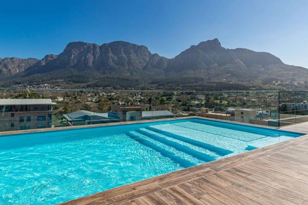 Welcome to Newlands Peak, the perfect place to call home, or as an investor, to add to your portfolio. Perfectly located in the vibrant ...