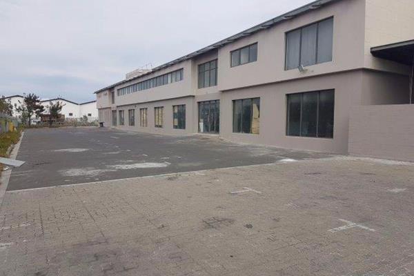 Racing industrial building for sale on Cosworth Crescent, Milnerton. This is a very neat ...