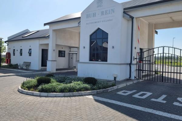 Sectional Title ground floor apartment in Buh rein Retirement Village
Situated close to Cape Gate shopping center and Medi ...