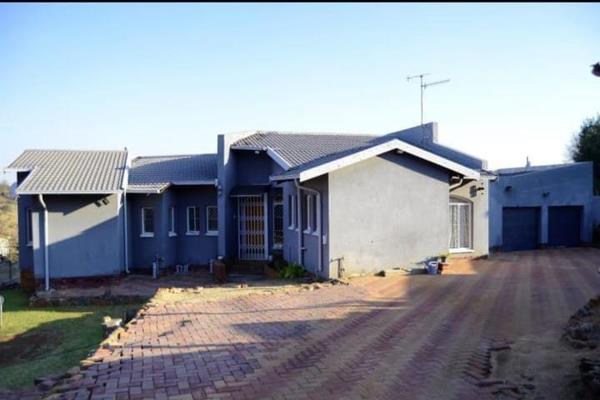 Here is a house situated on a quiet, safe and peaceful road in Naturena. A friendly neighborhood is a must have.

This emmaculately ...