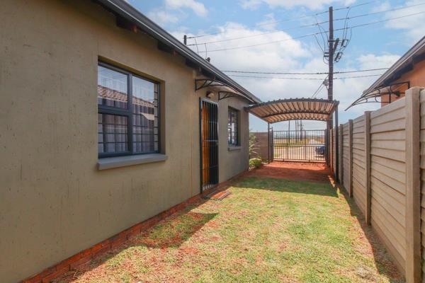 Step into a world where modern elegance meets functional design in this stunning townhouse, your very own urban sanctuary! Bathed in ...