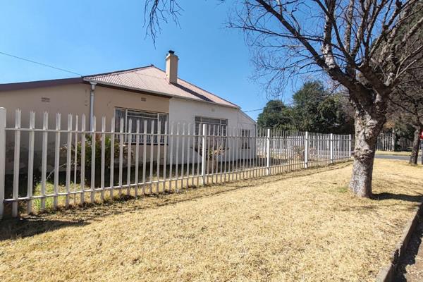 4 Properties Needs TLC and Renovations

 3 Bedroom  House 

Lounge 
Dining 
Kitchen
Bathroom

Second Property 2 Bedroom ...