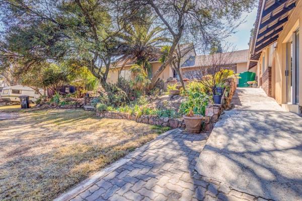 Charming Northcliff Home Perfect for Entertaining and Outdoor Living

Nestled in the tranquil and sought-after Albert Farm side of ...