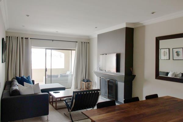 Great upmarket two bedroom two bathroom apartment for Sale in the heart of Sandown ...