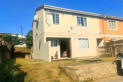 3 Bedroom House for sale in Newlands East