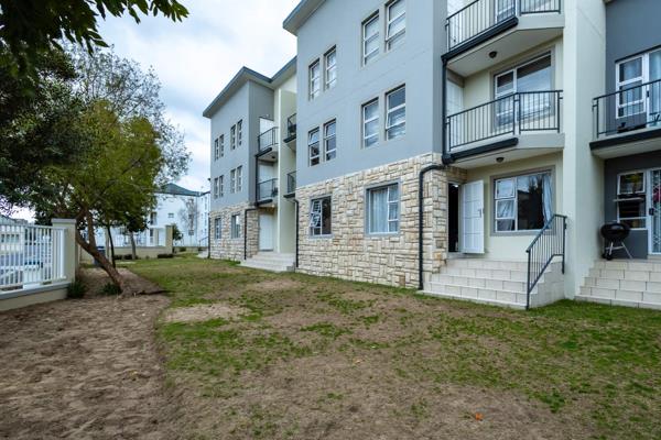 Experience a feeling of tranquillity and peace  in a safe and secure Complex in Buh-rein Estate.  This Ground floor  apartment offers a ...