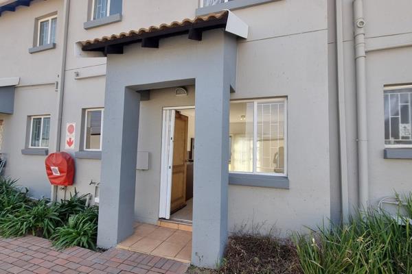 Discover  this 2-bedroom, 1-bathroom duplex  at Aloe Place in Greenstone Hill. Boasting ...