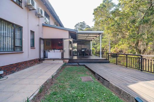 3 Bedroom Townhouse for sale in Westville