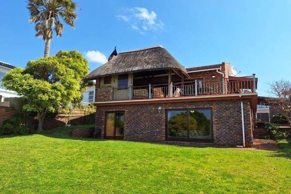 Discover this exceptional low-maintenance home in the highly sought-after Noorsekloof. With breathtaking distant sea views and a ...