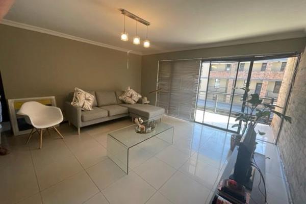 Exquisite and modern apartment with top finishes throughout.

This immaculate modern apartment offers two bedrooms and one  full ...