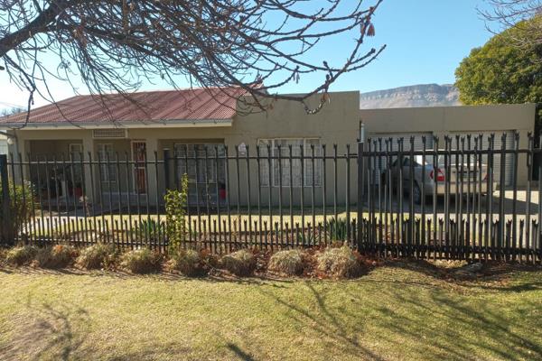 Discover
your dream family home in the heart of Harrismith! This solid, spacious home offers endless possibilities for comfortable ...