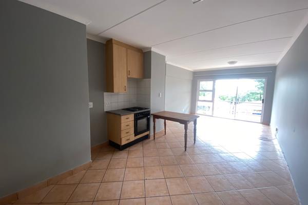 Available immediately 
2 bedroom 1 bath, open plan kitchen to dining area leads to ...