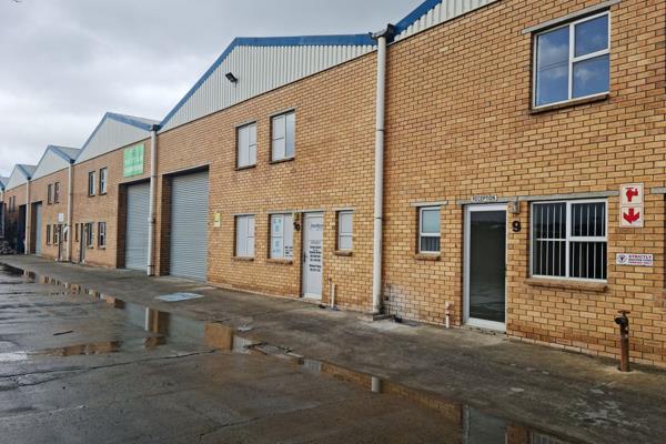 331m2 Factory Warehouse TO LET in the Strand
Near the N2.
Roller Shutter door.
24/7 ...