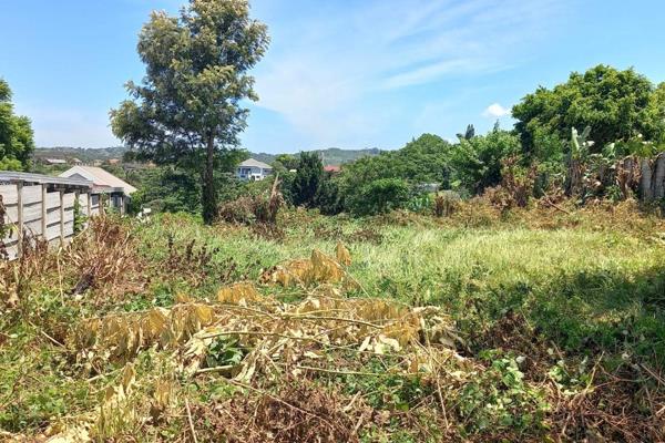 Vacant land for sale, in Bellair. Close to Seaview, Rossburgh. Easy access to the freeway. 10 minutes away from Durban CBD. Land has ...