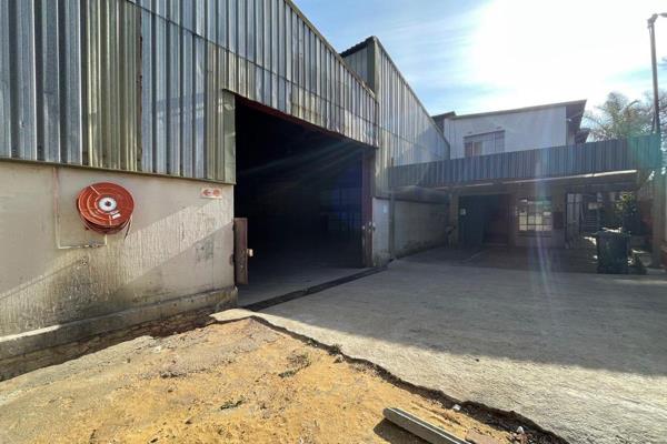 This 1,400-square-meter industrial warehouse in Industria North, Roodepoort, is an ...