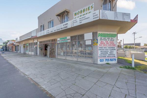 This commercial block is well maintained and situated along the busy Victoria Road ...