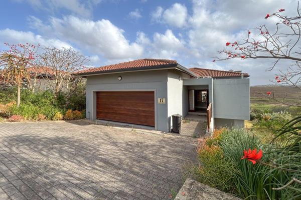 Welcome to 17 Kariba Crescent, an exceptional 3-bedroom, 3.5-bathroom home located in ...