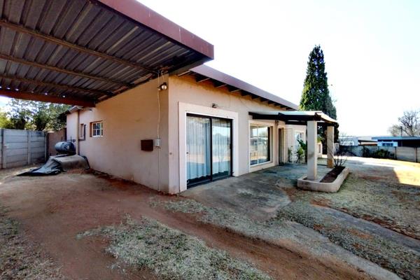 Markon presents to you in Upper Rensburg a Sole Mandate not to be missed a delightful family home nestled in the heart of Heidelberg ...