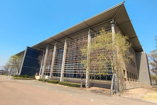 Property Overview:

Location: Highveld - Centurion
Office Size: 509,33m2  
Availability: Immediately

Property Features:
- Private ...