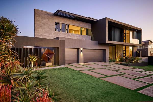 This home is, quite simply, gorgeous! Contemporary design coupled with top quality ...