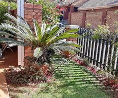 Townhouse for sale in Featherbrooke Hills Retirement Village