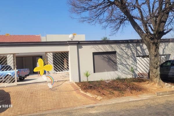 Well Known, busy Boksburg Street:  Live, Work, Thrive!&quot;
Discover endless possibilities in this newly renovated 3-Bedroom ...