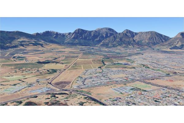 Discover the endless possibilities with this extraordinary piece of vacant development land for sale, situated in the picturesque countryside of Paarl Rural, Western Cape, South Africa. Nestled in the serene and scenic region in Paarl, this expansive property boasts an ...