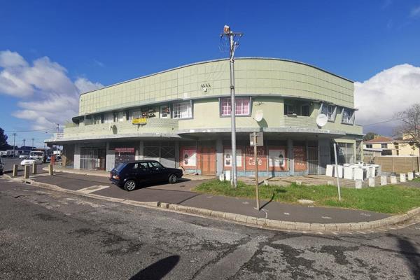 Several Units FOR SALE in Southfield

Size: 375m2
Type: Retail / Commercial
Rate: ...