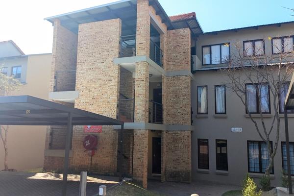 Going on Auction: Wednesday 30 October 2024
Reserve Price: R1 050 000.00 (All offers will be reviewed)
Non-refundable 10% commission ...