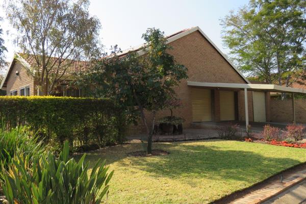 Netjiese huis te koop in Aftreeoord in Modimolle. 
Hierdie stil en rustige bosveldomgewing bied &#39;n uitstekende aftreeplek opsie vir ...