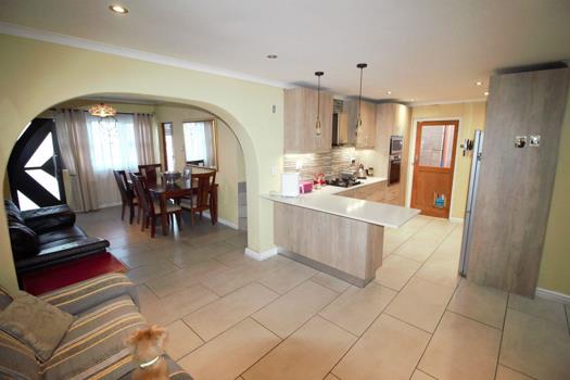 4 Bedroom House for sale in Strandfontein