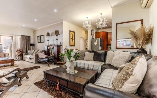 3 Bedroom House for sale in Moreleta Park