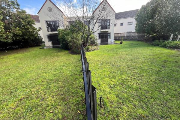 Boschenmeer golf and country estate, paarl western cape. R3,650,000. Walk the course ...