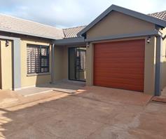 House for sale in Soshanguve XX