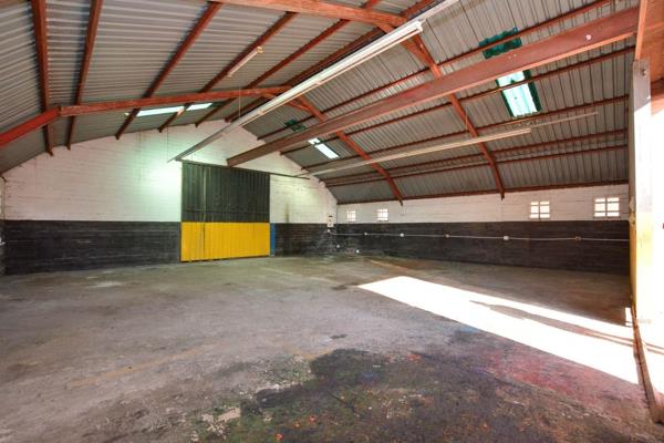 Prime Warehouse Space Near Saldanha Harbour

This versatile 210sqm warehouse, located in a key industrial zone close to Saldanha ...