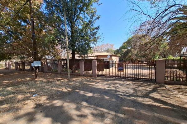 &#177;1853 Sqm Investment Income Property – Jan Kempdorp,

The subject property is ...