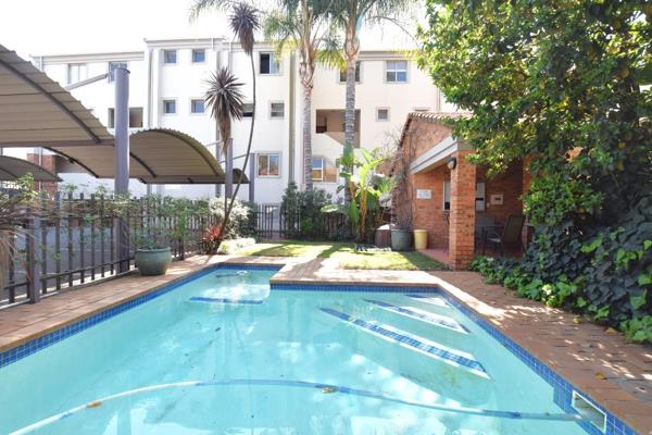 2 Bed 1.5 Bath Apartment For Sale In Sandown
Excellent location!
Beautiful double storey corner garden apartment.
Situated in a quiet ...