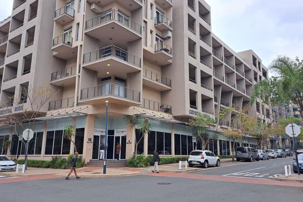 Office in highly sought-after building in Umhlanga. This unit features a small welcoming reception area, three well appointed offices ...