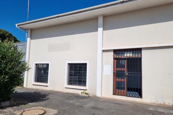 Prime location office space available for lease in Saldanha Central. 

This spacious ...