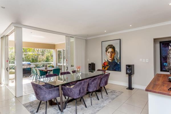 Seller asking R2.55m
Welcome to Greenwich Mews, where modern living meets convenience and style. This well-appointed upstairs apartment ...