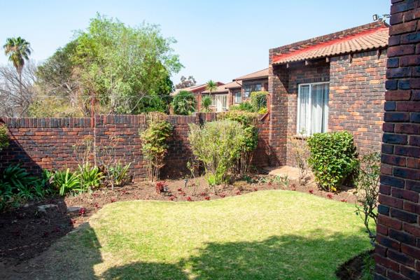 Inviting buyers between R1,499 mill to R1,649 mill to view and negotiate!! 

Modern charming and bursting with character - Starting out ...