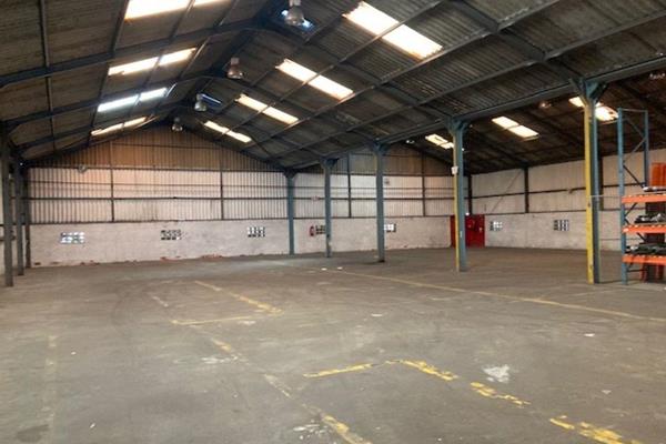 This well-situated warehouse on Kempston Road offers easy access to the N2, making it a ...