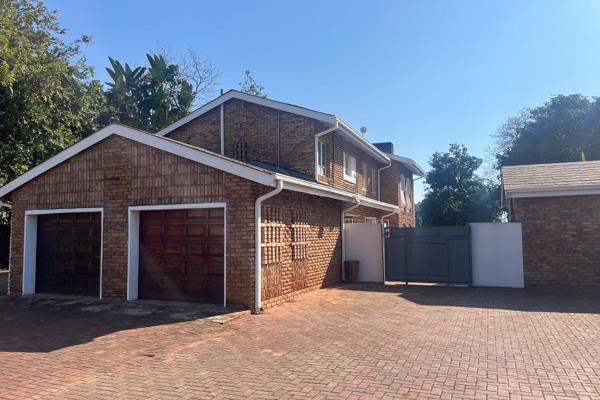 Dual Mandate!!
Lovely Double Storey family home for Sale.
Come and make your dream home a reality with this lovely family home.
This ...