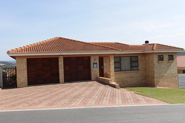 This lovely face brick family home with a separate 1-bedroom flat is now available for ...