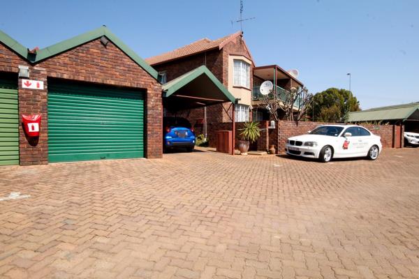 3 Bedroom Townhouse for sale in Eldoraigne – R1079 000!  Bargain, not to be seen again.  ...