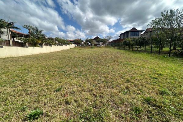 Positioned in the prestigious Izinga Estate, this flat-level land offers the perfect opportunity to build your dream home in a serene ...