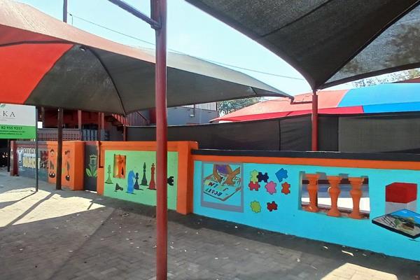 Property with business rights in a busy street of Rustenburg North
Comprising of a Day care,
Car wash,
Rooftop,
Tuckshop,
2 Jojo ...